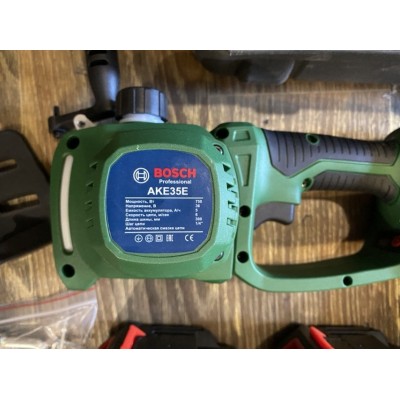 Аккумуляторная цепная пила Bosch UniversalChain AKE 35E 2 АКБ (36v 5.0 Ah) шина 30 см в кейсе