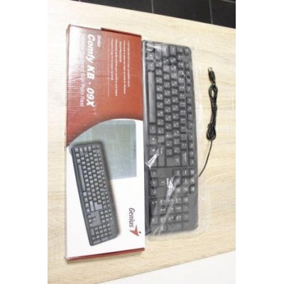 Полноразмерная проводная клавиатура Genius