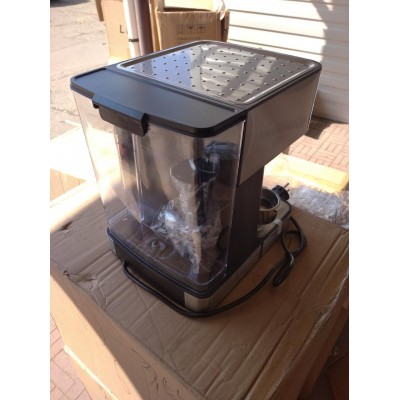 Кофемашина, кофеварка Сrownberg CB-1565 1000W с капучинатором