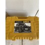 Компрессор автомобильный двухпоршневой DeWALT в пластиковом кейсе + витой шланг
